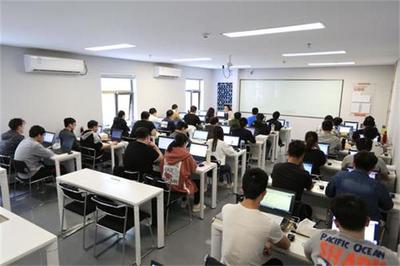 金海計算機培訓加盟 把握數字化浪潮，共贏未來教育市場